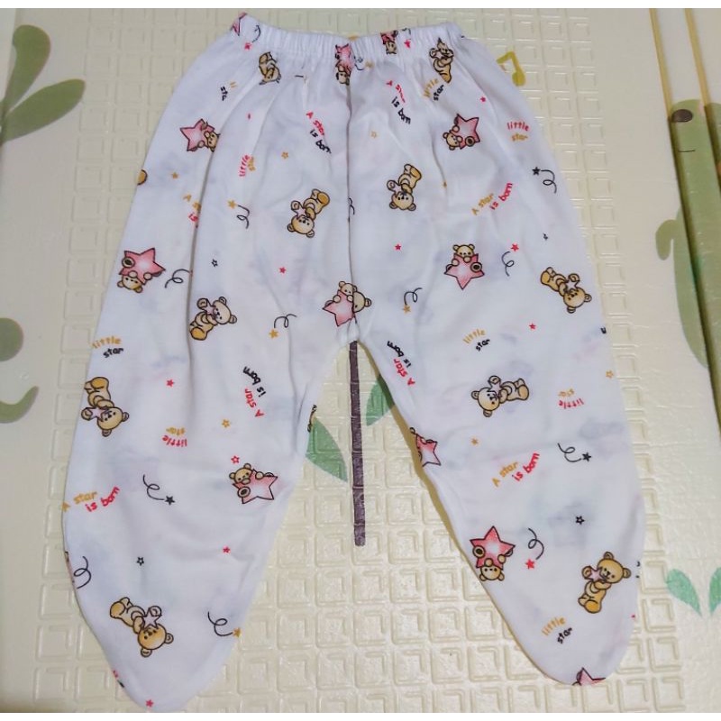 3 pcs CELANA PANJANG  BAYI BUKA /TUTUP KAKI MOTIF MEGA