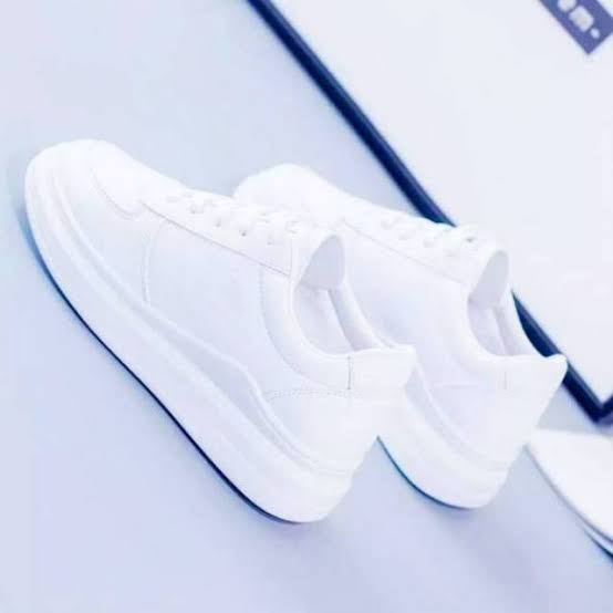 Sepatu Sneakers Wanita Sport Shoes JM 01 putih polos