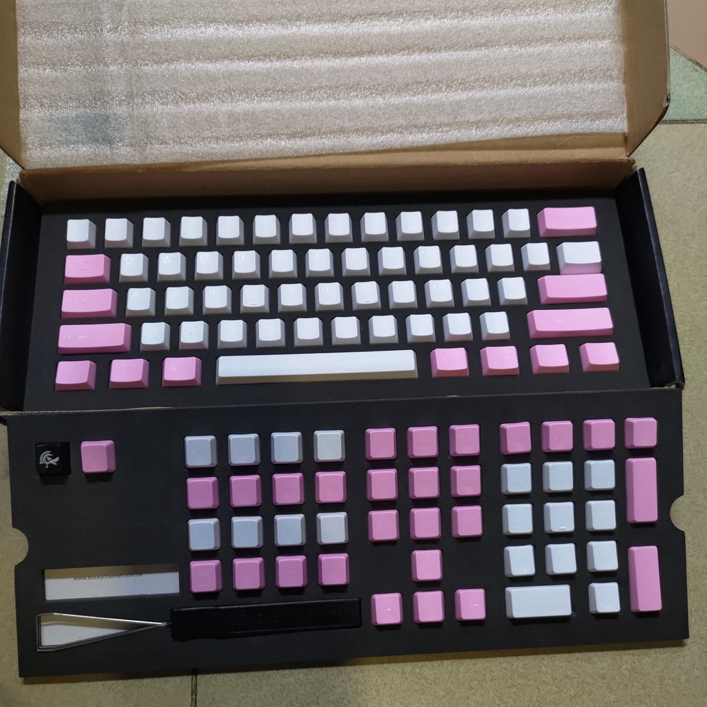 Ducky KeyCaps Keycap Key Cap Caps Keys Pink White Putih