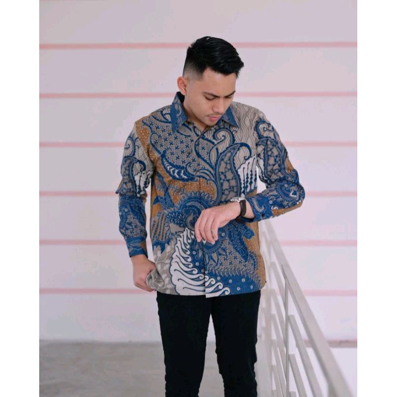 BATIK PRIA SLIMFIT LENGAN PANJANG LAPIS FURING