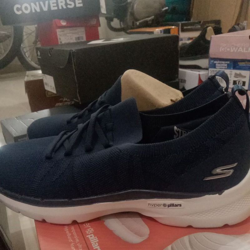 sepatu Skechers go walk 6 124536