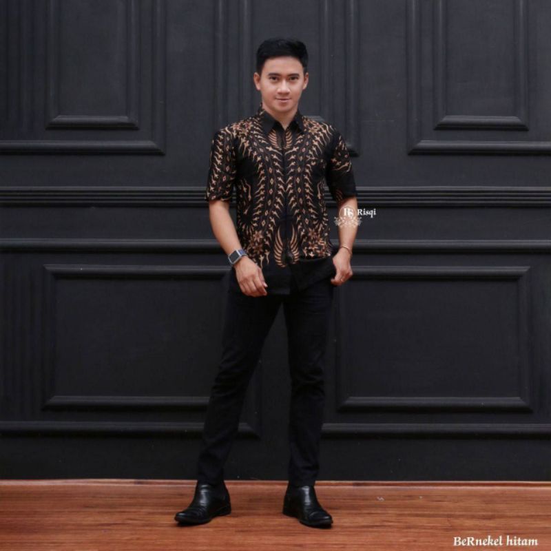 KEMEJA BATIK PRIA/BATIK PRIA/BATIK PRIA JUMBO/HEM BATIK PRIA JUMBO LENGAN PENDEK M L XL XXL 3XL 4XL 5XL 6XL 7XL 8XL 9XL 10XL