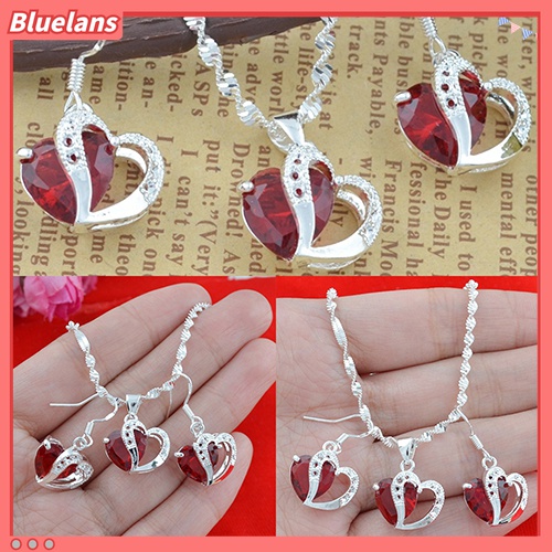 Anting Dan Kalung Silver Plated Hias Liontin Berlian Imitasi Warna Merah Untuk Wanita