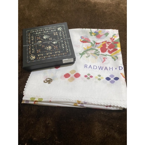 Dian Pelangi X Radwah Studio Preloved
