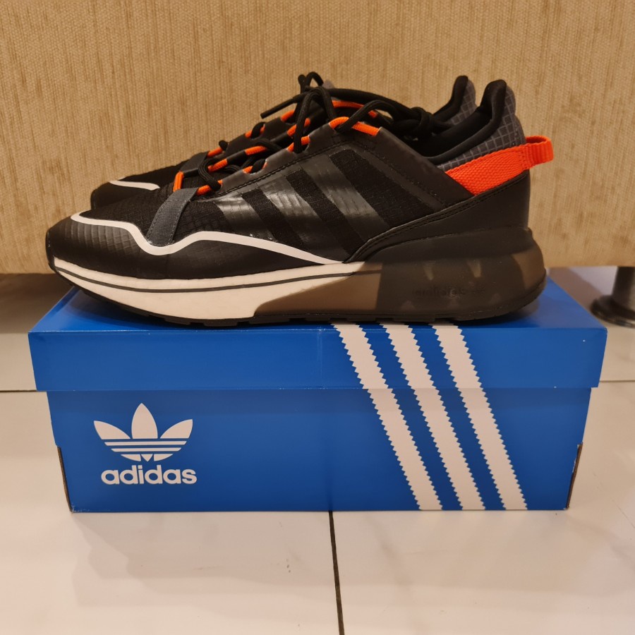 Sepatu Shoes ADIDAS ZX 2K Boost Pure H06569 Original 100% BNIB