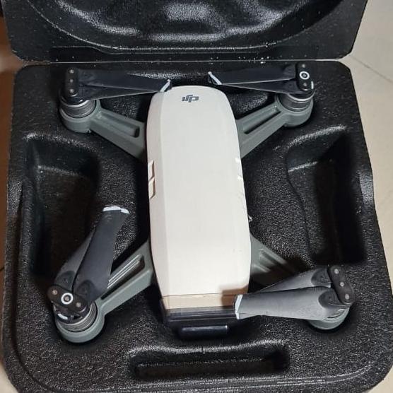 [ Promo ] Drone Dji Spark Only No Baterai - Drone Kamera Dan Aksesoris