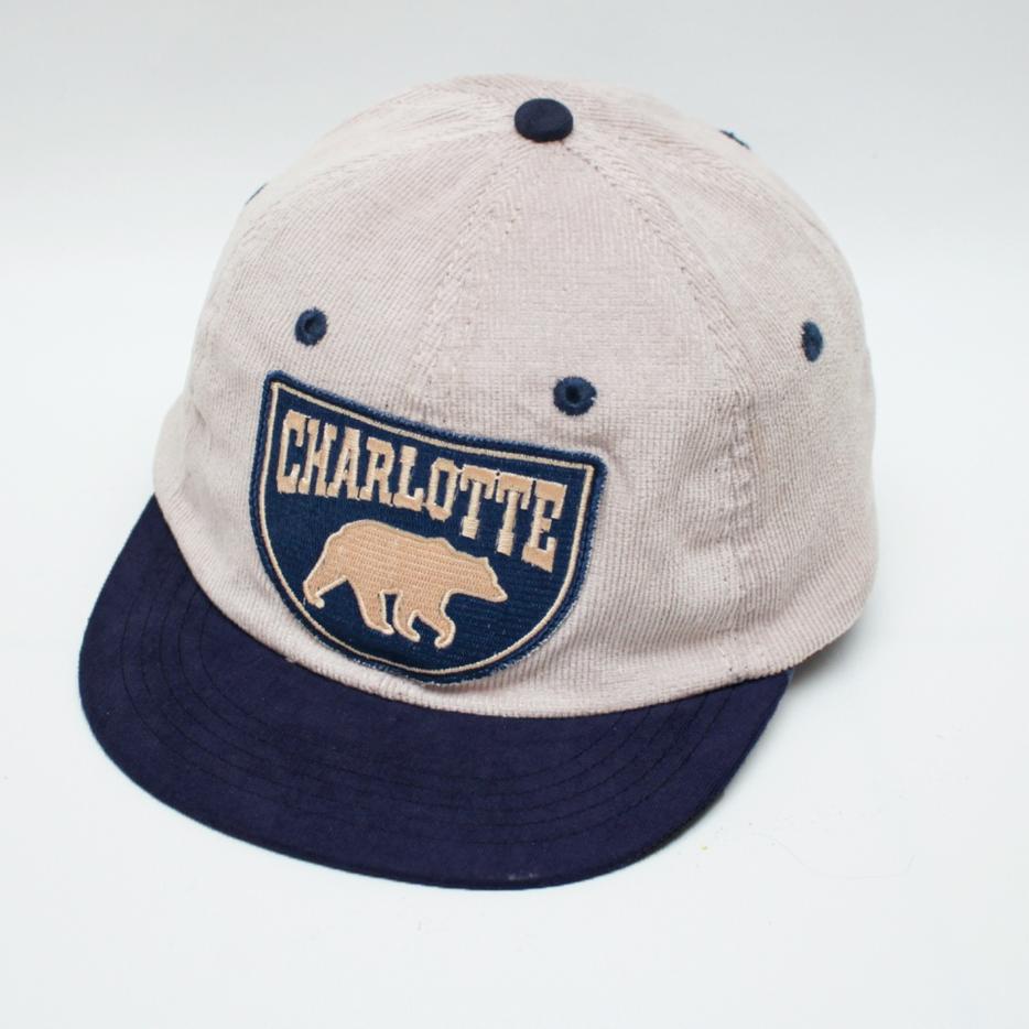 Stok Terbatas Charlotte Bear – Corduroy Caps – Togopigi