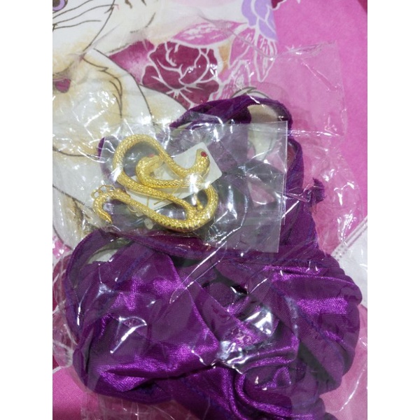 anting + bikini boa hancock