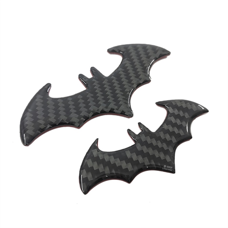 1pc Stiker Emblem Logo Batman Kelelawar Dark Knight 3D Bahan Karbon Fiber Untuk Dekorasi Mobil / Truk / Sepeda Motor