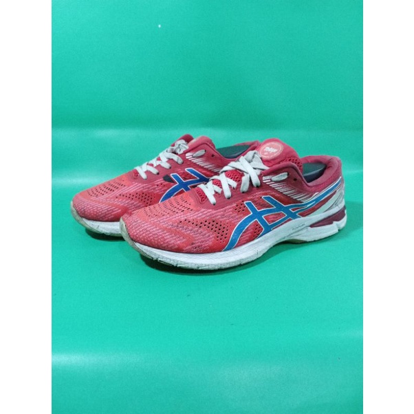 sepatu running asics tokyo ori Size 44
