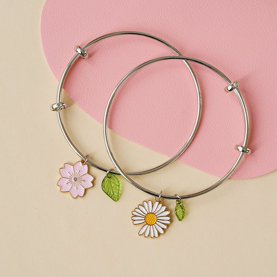 Kalung Liontin Bunga Daisy Bahan Alloy Lapis Silver Untuk Wanita