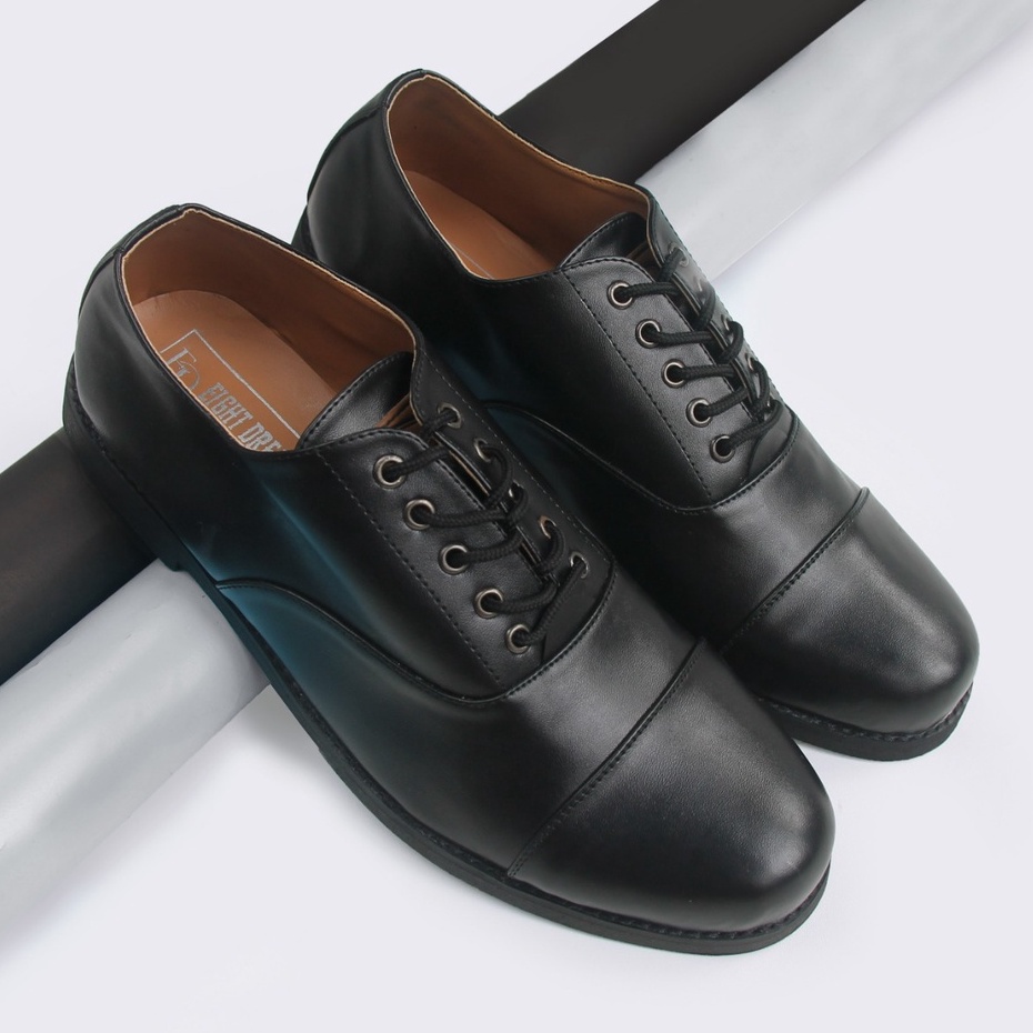 Sepatu Formal Pantofel Pria Eight Oxford Full Black TotoSuryo x Eight Dream Sepatu Kerja Kantor Pria