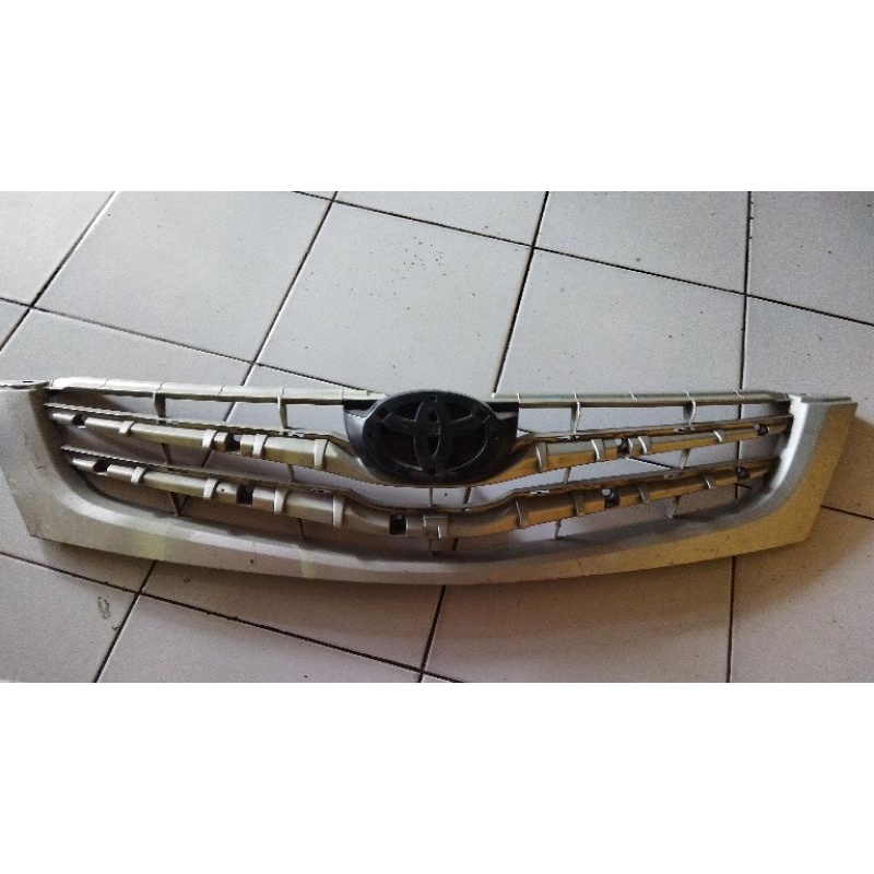 grill innova 2010 tanpa list original toyota