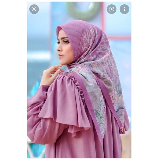 Buttonscarves x Disney (Preloved)