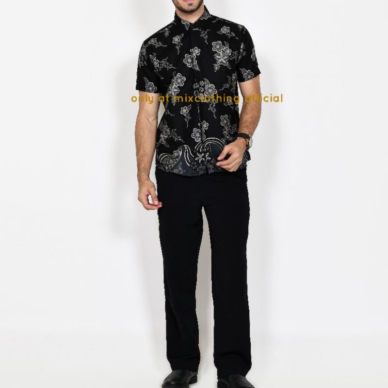 BAJU KEMEJA BATIK PRIA SLIM FIT LENGAN PENDEK LUIGI BATANI LBS 237