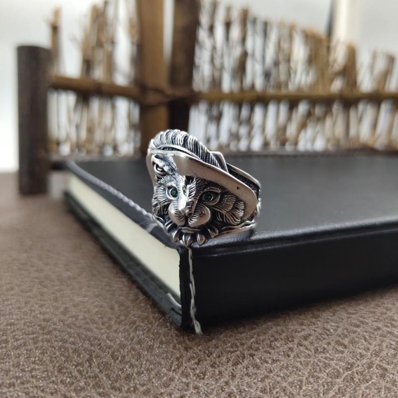 Cincin Model Kepala Singa Lapis Silver Gaya Hip Hop Adjustable Untuk Pria