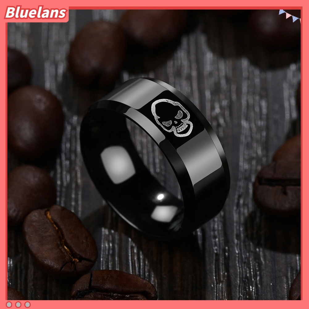 Cincin Pria Motif Print Tengkorak Bahan Stainless Steel Untuk Pesta