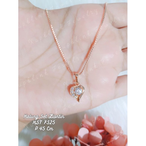 Kalung Titanium Wanita Set Liontin Permata LL