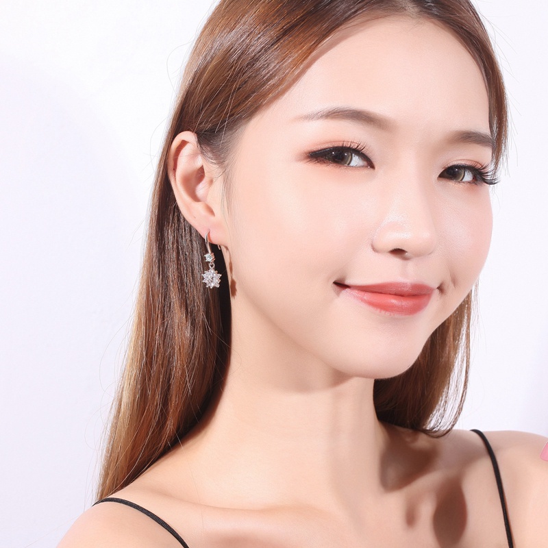 Anting Tusuk Sterling Silver 925 Desain Snowflake Hias Zircon Untuk Wanita