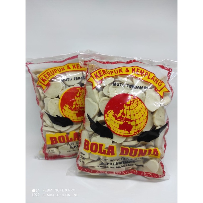 KERUPUK DAN KEMPLANG BOLA DUNIA KERUPUK SAYUR ASEM KERUPUK KHAS SU