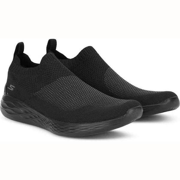 skechers go strike black