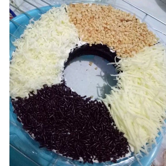 

bolu ketan hitam aneka topping