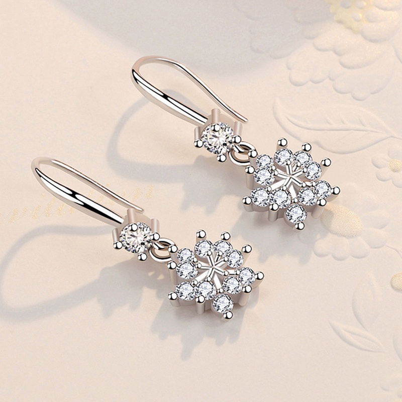 Anting Tusuk Sterling Silver 925 Desain Snowflake Hias Zircon Untuk Wanita