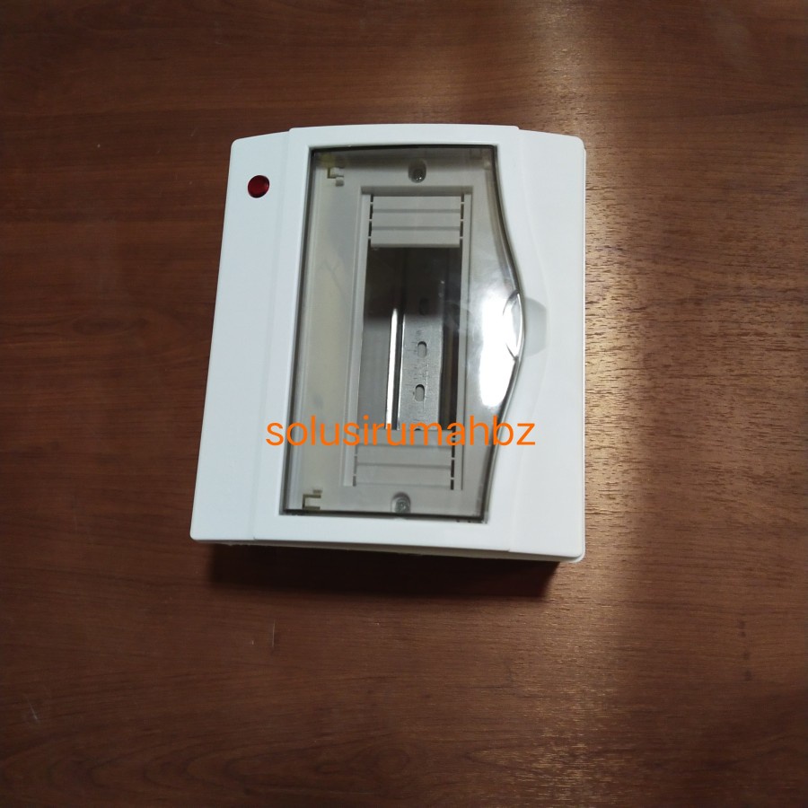 RUMAH MCB ISI 8 BESAR+ LAMPU MCB BOX + REL LUBANG 5 - 8 GROUP