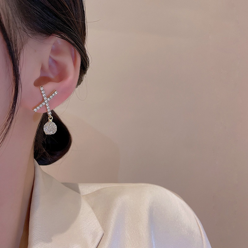 Anting Tusuk Gantung Sterling silver 925 Desain Salib Hias Kristal / Berlian Untuk Wanita