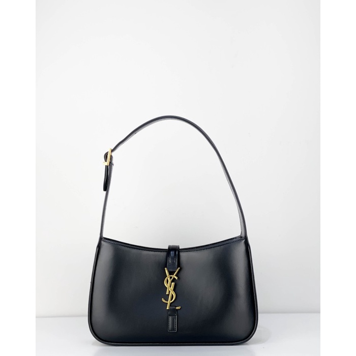 LE 5 A 7 HOBO BAG IN SMOOTH CALFSKIN