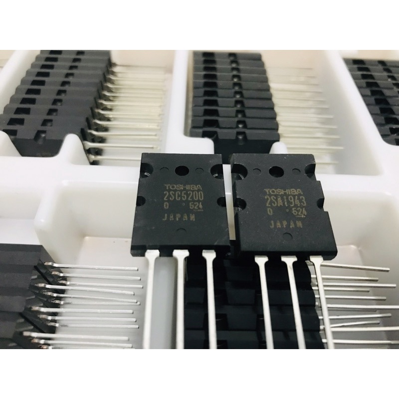 Toshiba 5200/ 1943 lot 524