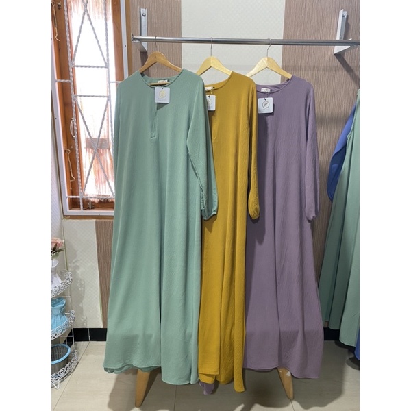 Lovina gamis basic crincle