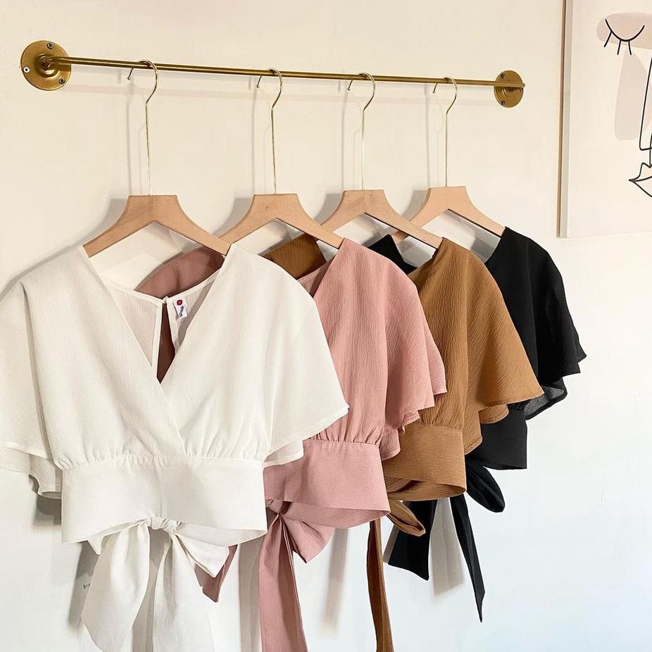Hot Sale Vallina Outfit - Femei Outer Blouse Slit Back Self Tie Wrap Crop Top Atasan Wanita Korean S