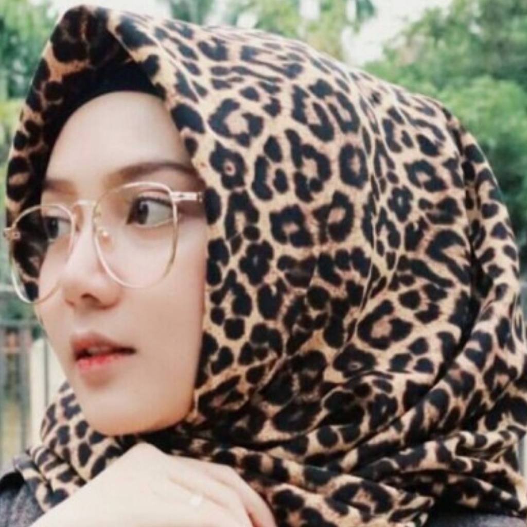 Jilbab leopard segi empat motif macan Voal Motif LEOPARD/Macan tutul jilbab motif