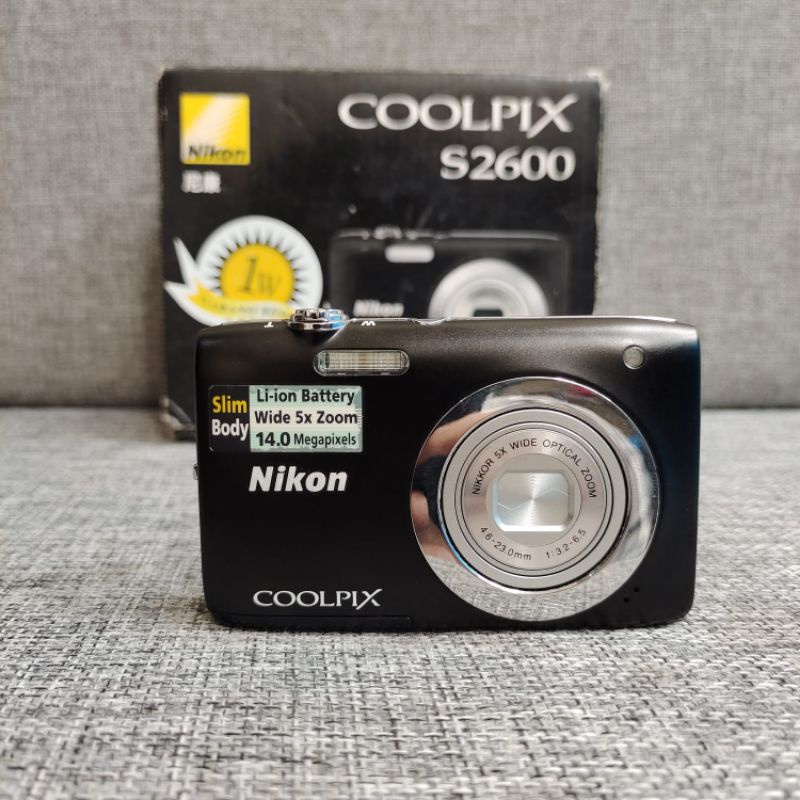 Nikon Coolpix S2600 Kamera Digital 14MP 5X Optical Zoom Black