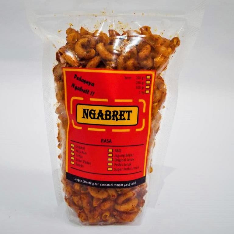 

8.8 MALL Makaroni / Makaroni Ngabret 200 gram kemasan standing pouch