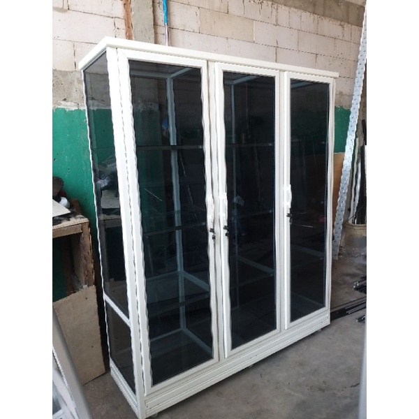 lemari baju kaca list putih kaca riben