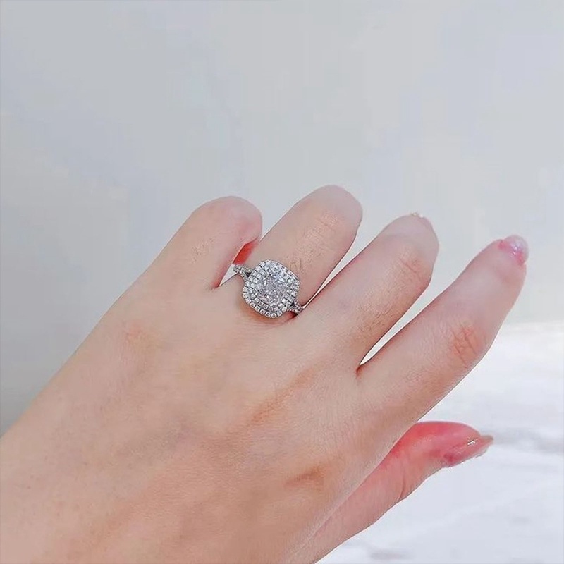 Fancyqube Cincin Pernikahan Warna Silver Bentuk Potongan Bantal Bahan Cubic Zirconia Untuk Wanita