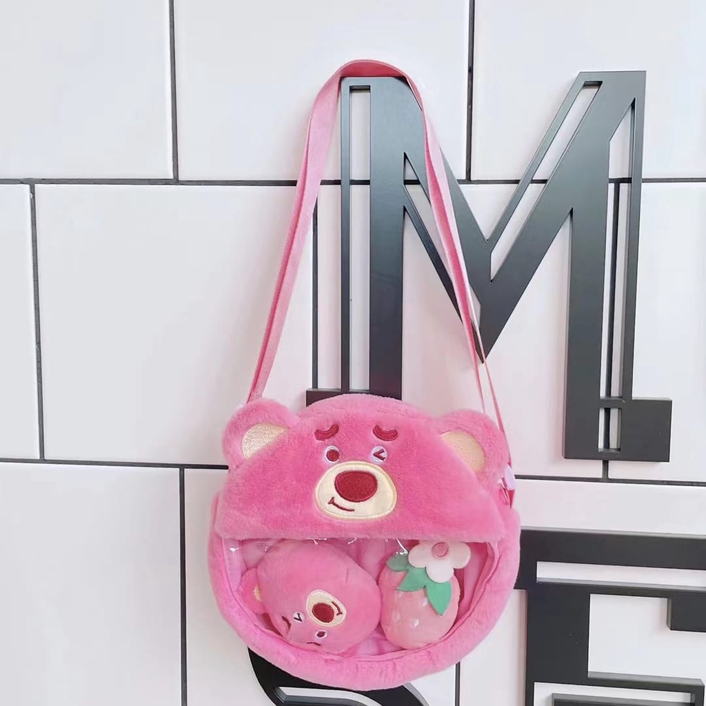 Tas Selempang Lotso Transparan Bonus Gantungan Tas Aroma Strawberry Bahan Plush