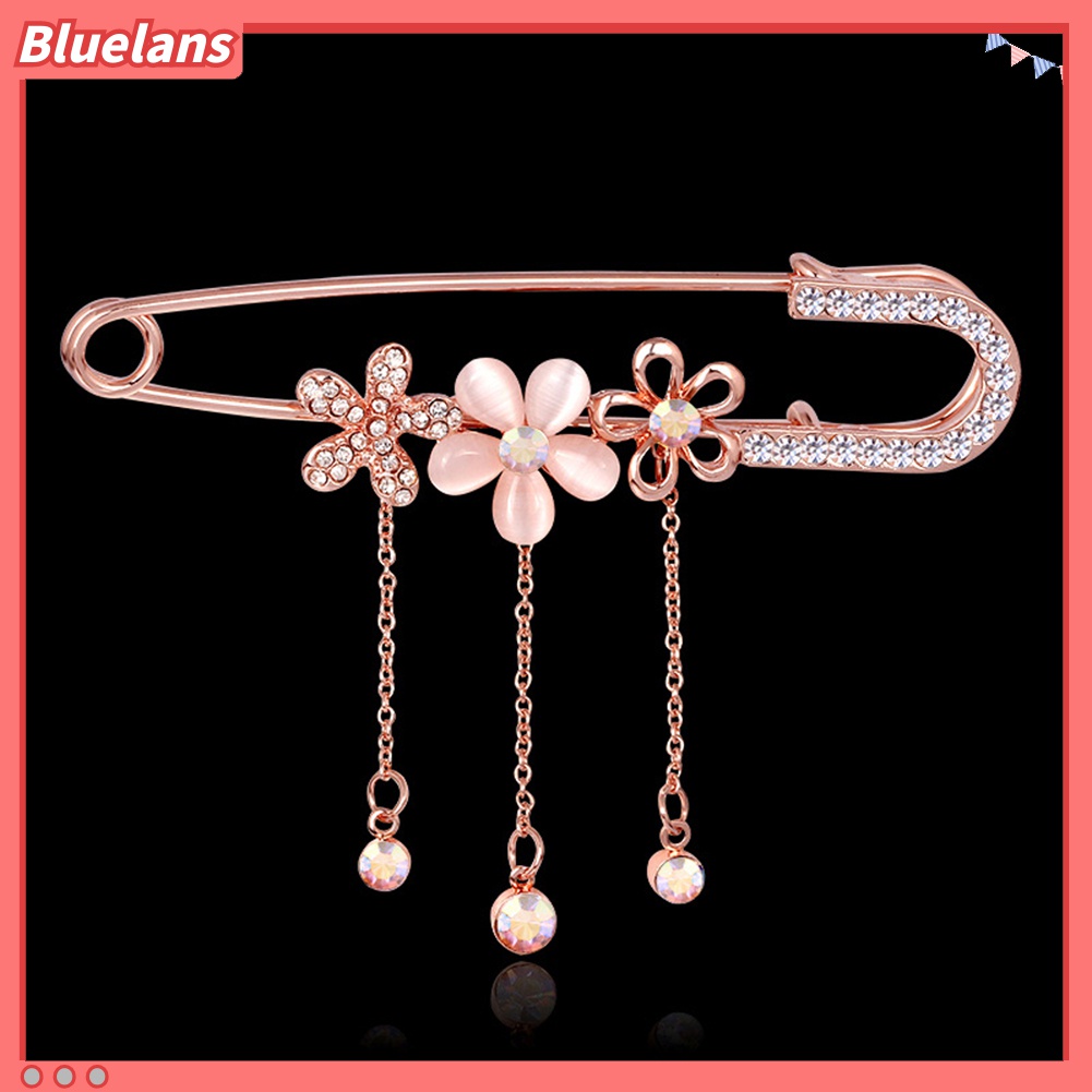 Bluelans Bros Pin Wanita Desain Bunga Rumbai Rantai Hias Berlian Imitasi Untuk Kerah Jas