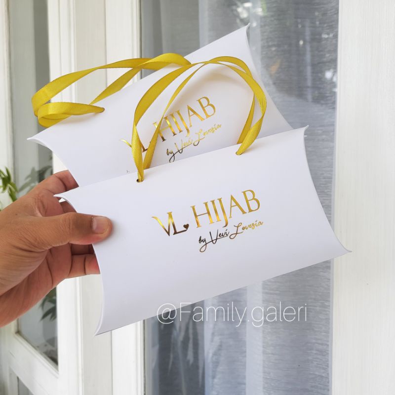 

Custome Box Hijab Pillow