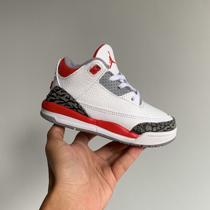 {RaditStore} Sepatu sneakers anak jordan retro 3 ps white original - 23.5 Berkualitas