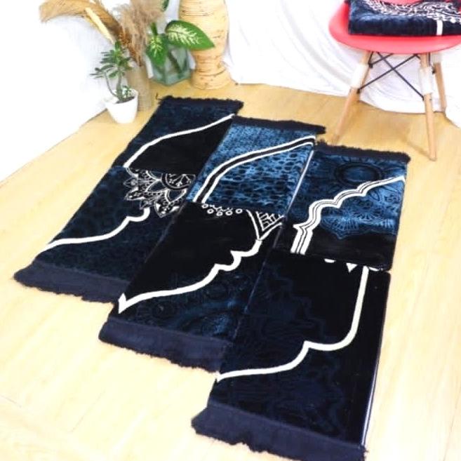 SAJADAH EMPUK BULU TEBAL/ sajadah anti slip