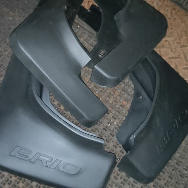 [READY] Mudguard All New Brio Rs Dan Satya Emboss Karpet Lumpur Brio 2018 2019 / Perlengkapan Varias