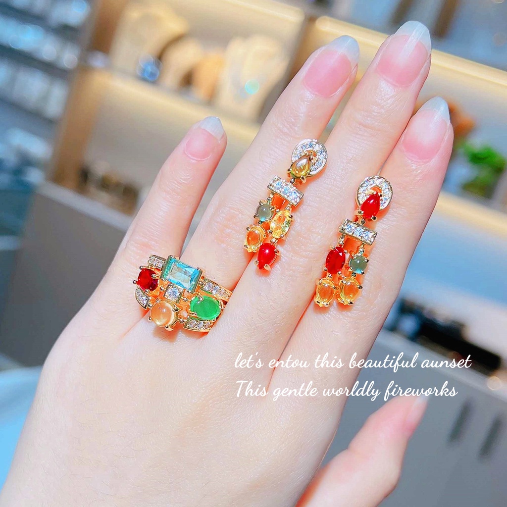 Goldkingdom Fashion Perhiasan Emas Asli Kadar 375 Bangkok Aksesoris Ready Stock Berlapis Emas Abad Pertengahan Perancis Vintage Anting Berkilat Persegi Permen Kalung Tapal Kuda Gema Pelangi Cincin
