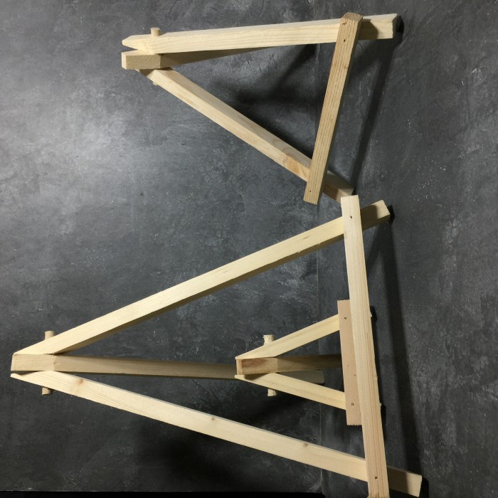 

Unik Mini Easel Stand Tripod Kayu Wooden Easel Uk 15 X 15 Terlaris