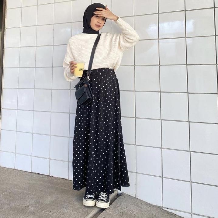 ROK POLKADOT / ROK MOTIF POLKADOT / YEJI SKIRT POLKA / ROK POLKA SKIRT KOREAN STYLE / ROK BLACK SERIES