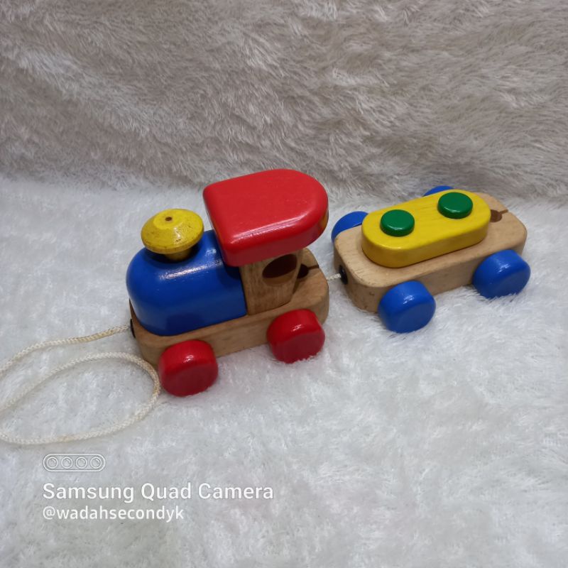 Preloved Mainan Kerata Kayu
