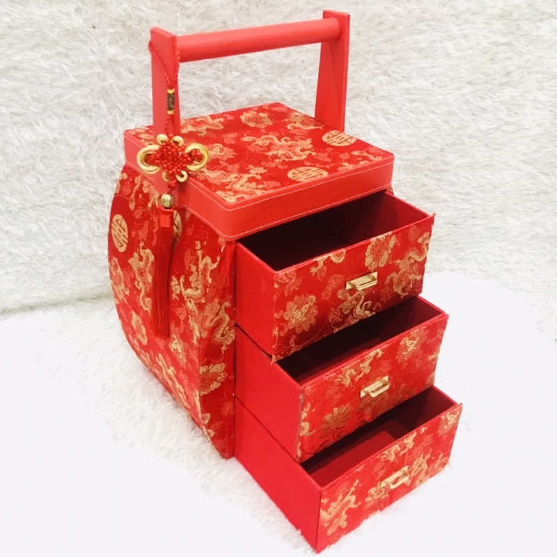 

Rantang Lampion Kecil 3 susun / box imlek / sanjit
