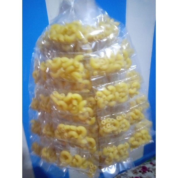 

makaroni sop isi 6 renceng. isi 5 pcs perenceng